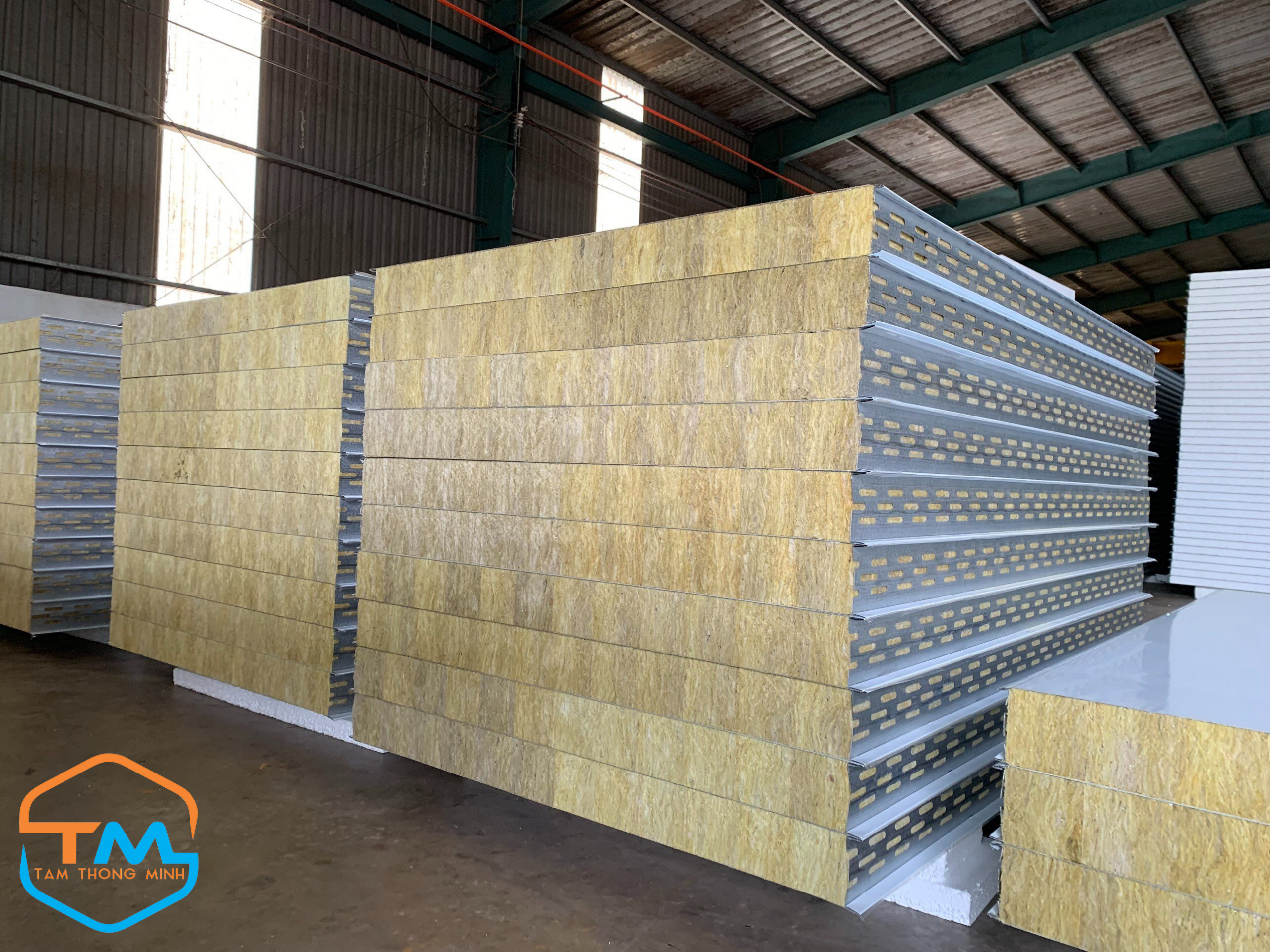 Cung Cấp Tấm Trần Panel PU Chất Lượng Cao Giá Rẻ Uy Tín